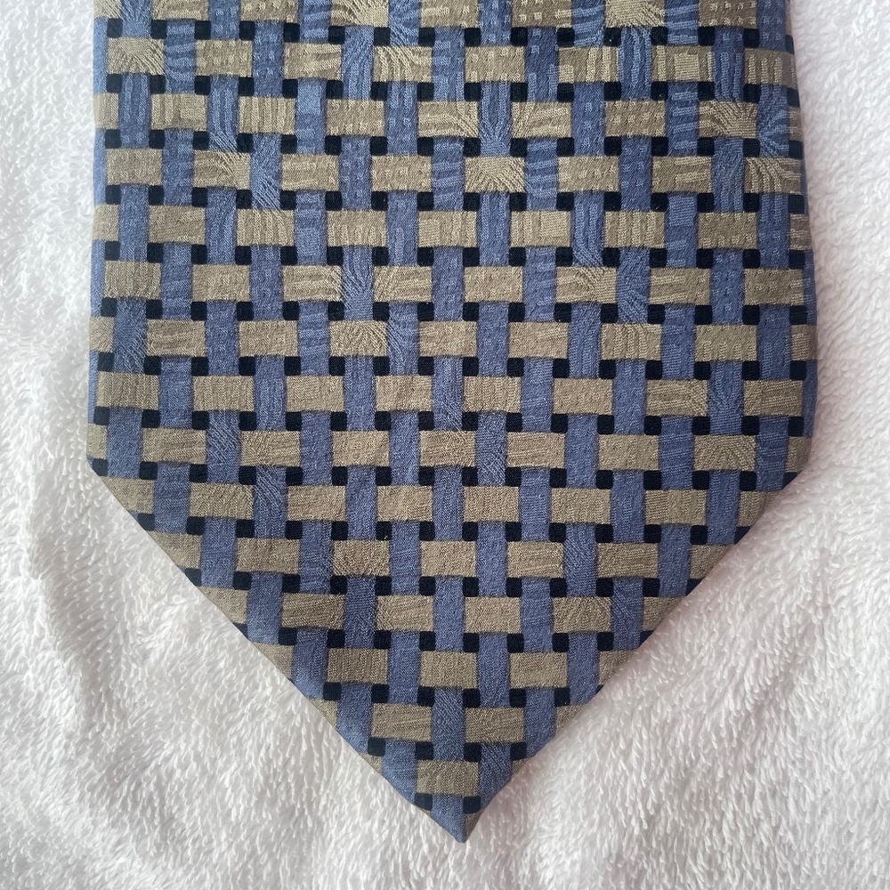 Classic 100% Silk Tie